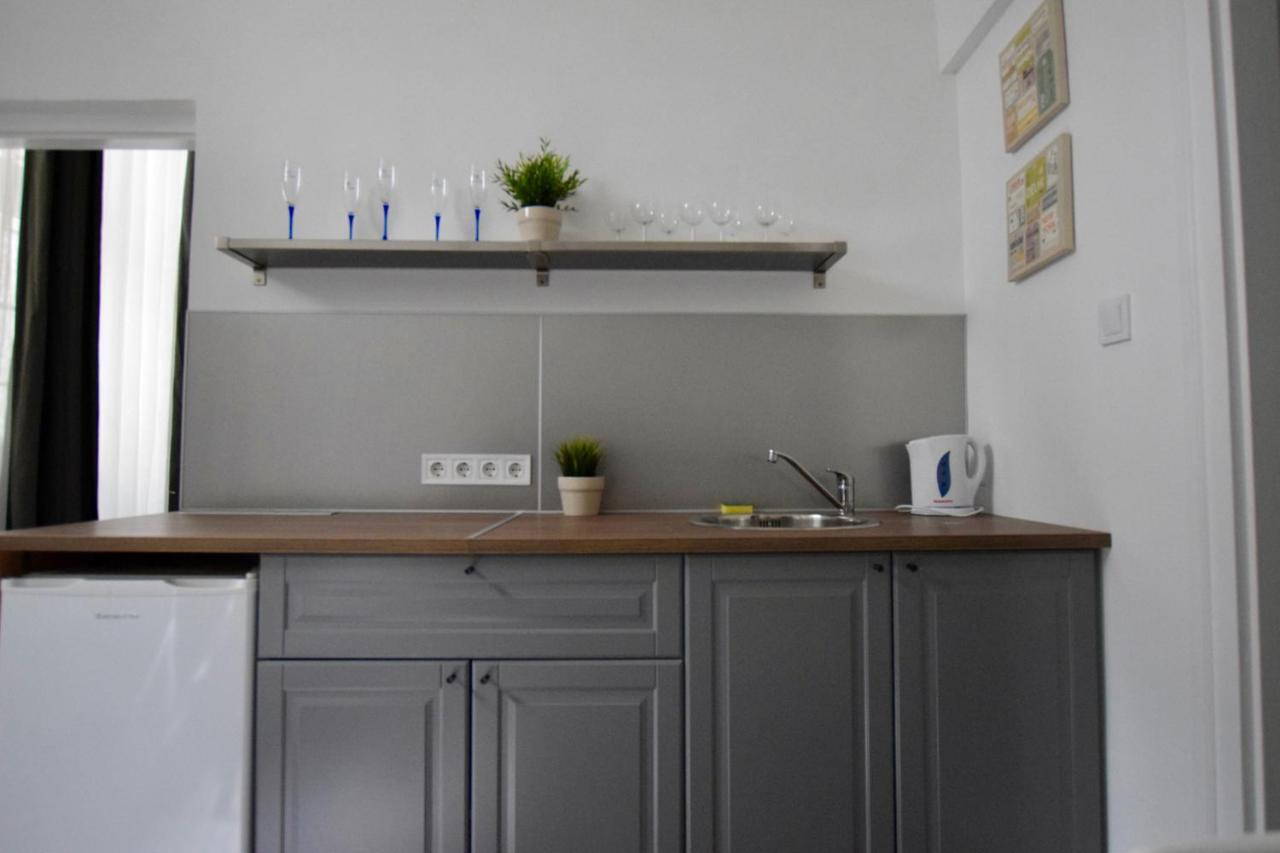 Budget Apartment By Hi5 - Kertesz Street Budapest Bagian luar foto